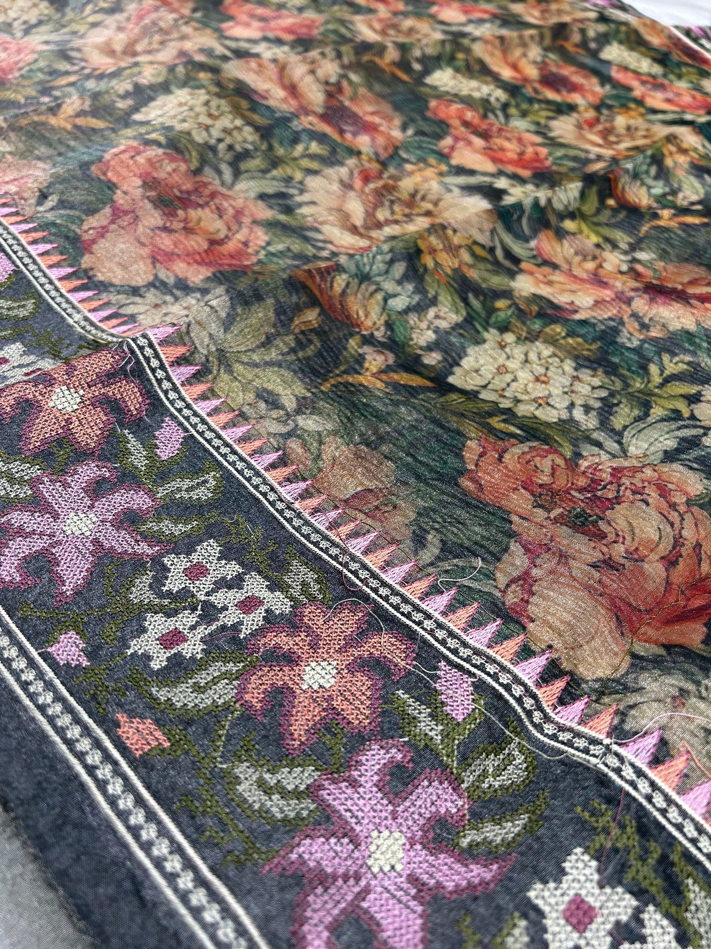 Tissue crush saree with digital print
