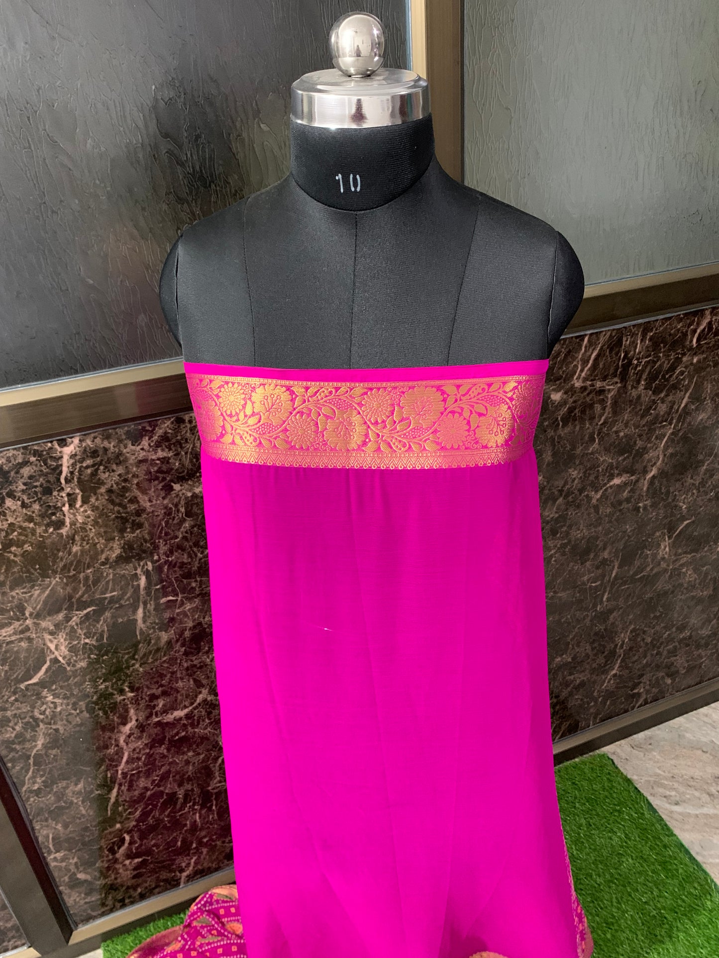 (Rani)Printed bandhani chiffon saree