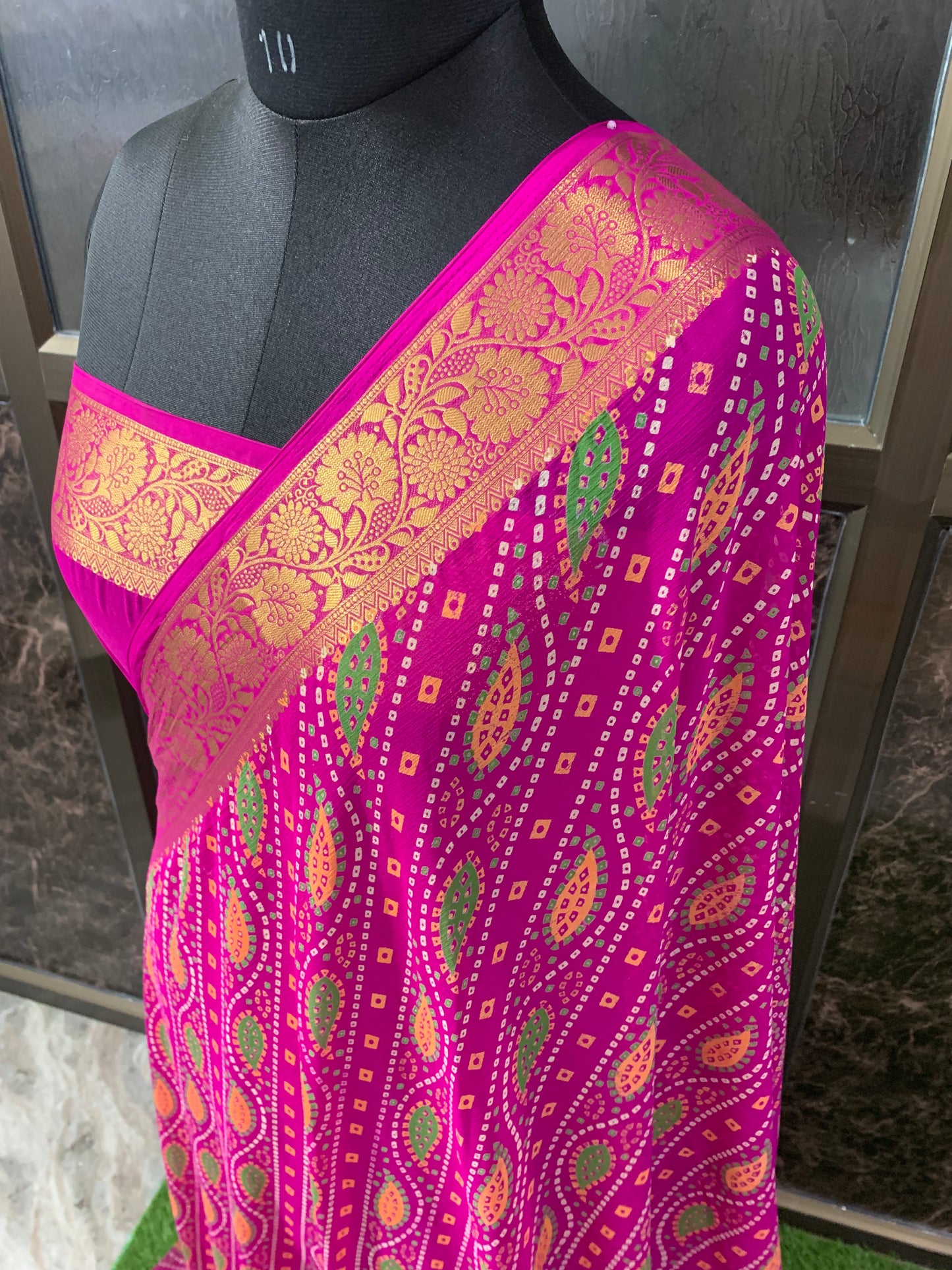 (Rani)Printed bandhani chiffon saree