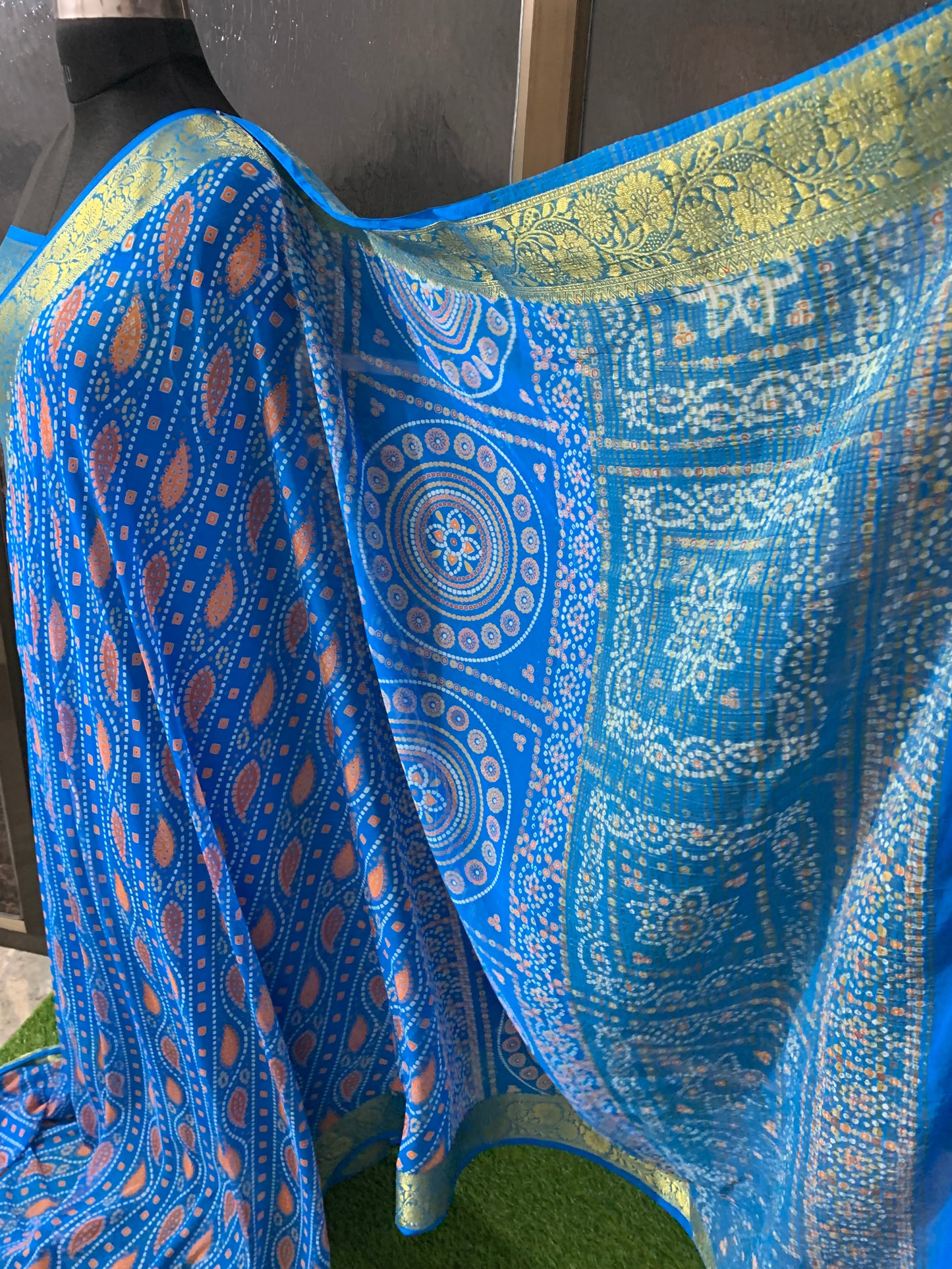 (Firozi)Printed bandhani chiffon saree