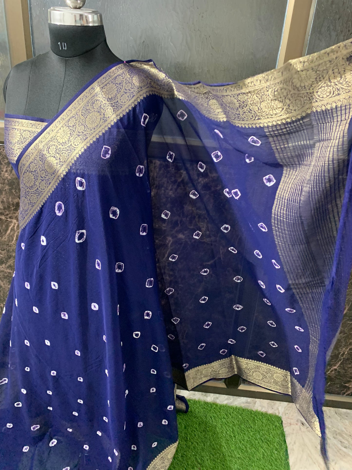 (Navy)Chiffon bandhani saree