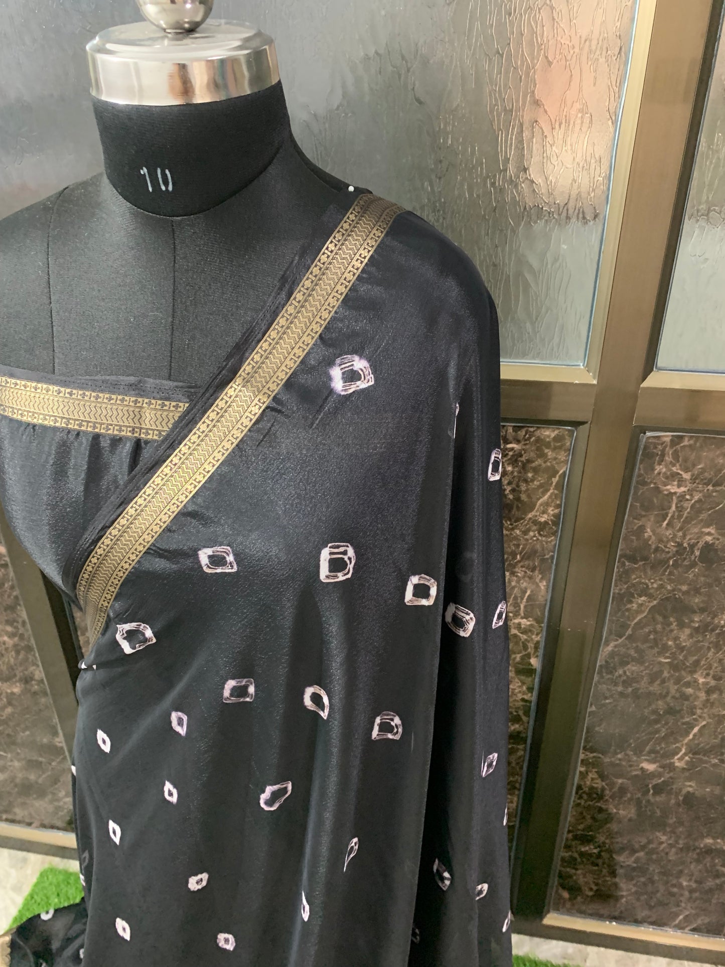 (Black)Chiffon bandhani saree